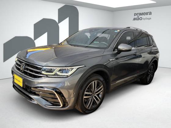 VOLKSWAGEN TIGUAN 2.0 300 TSI GASOLINA ALLSPACE R-LINE AUTOMÁTICO VOLKSWAGEN TIGUAN 2.0 300 TSI GASOLINA ALLSPACE R-LINE AUTOMÁTICO